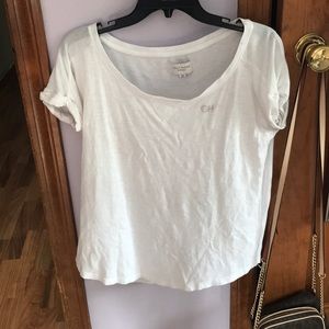 White t-shirt